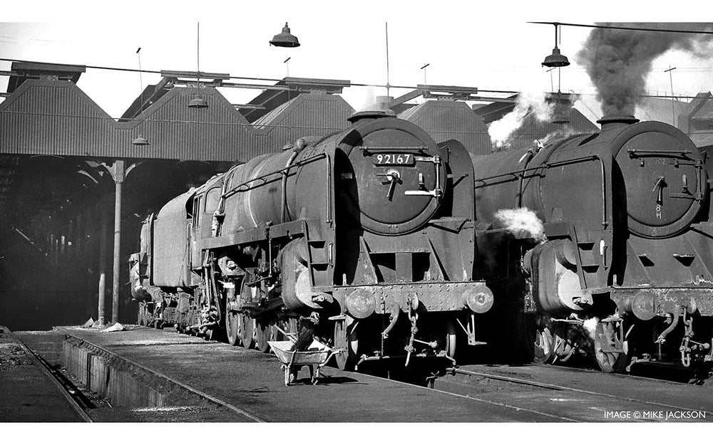 Hornby R3986 BR 9F Class 92167 - Era 4 (8176226337005)