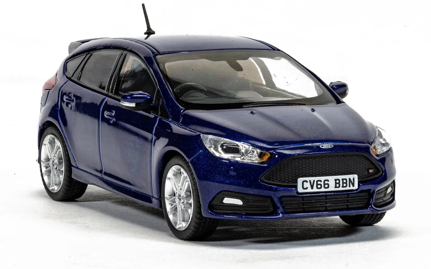 Corgi VA15307 1/43 Ford Focus Mk3 ST Blue - Hobby City NZ